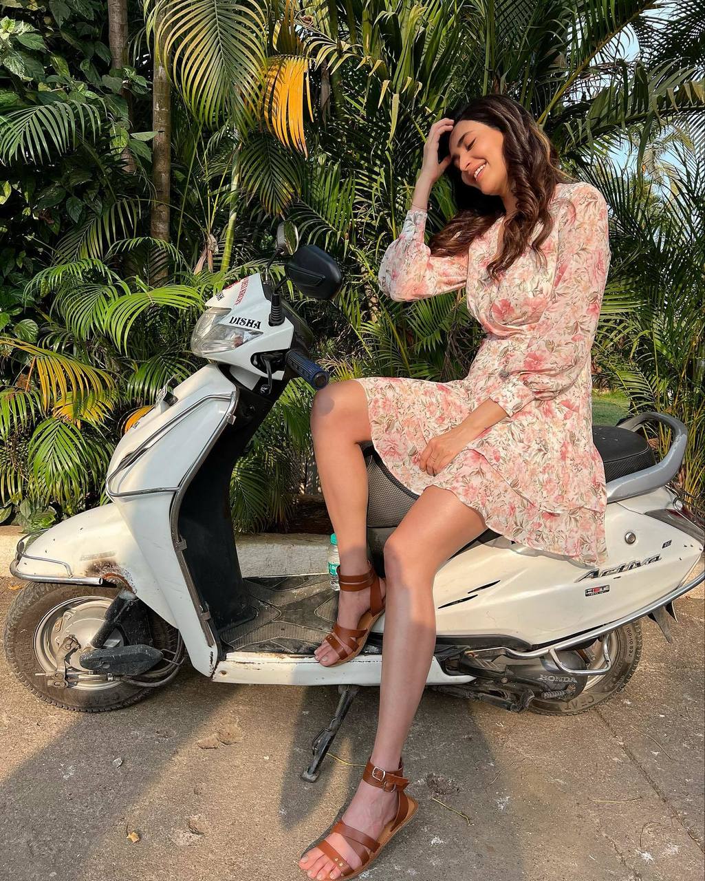 Karishma Tanna Feet